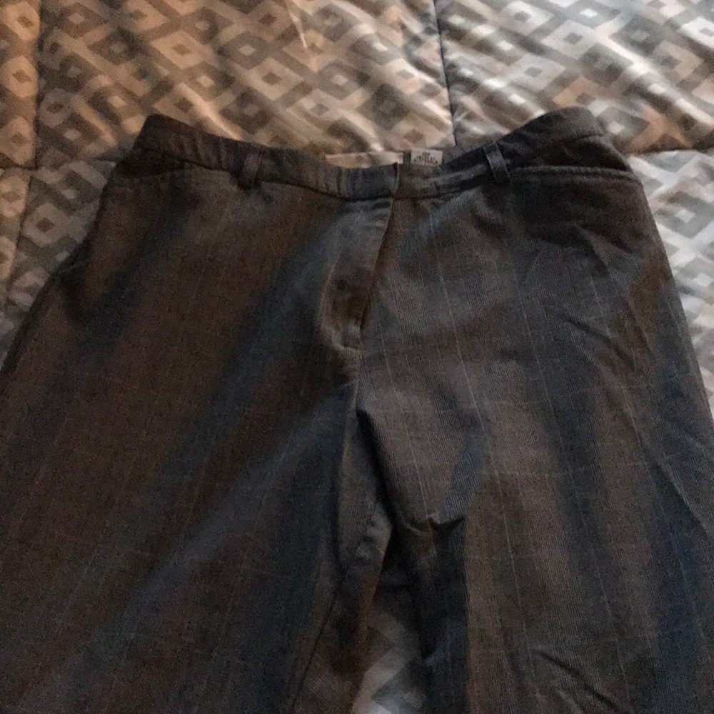 Sag Harbor Gray Pinstripe Women's Dress Pants Size Petite 12